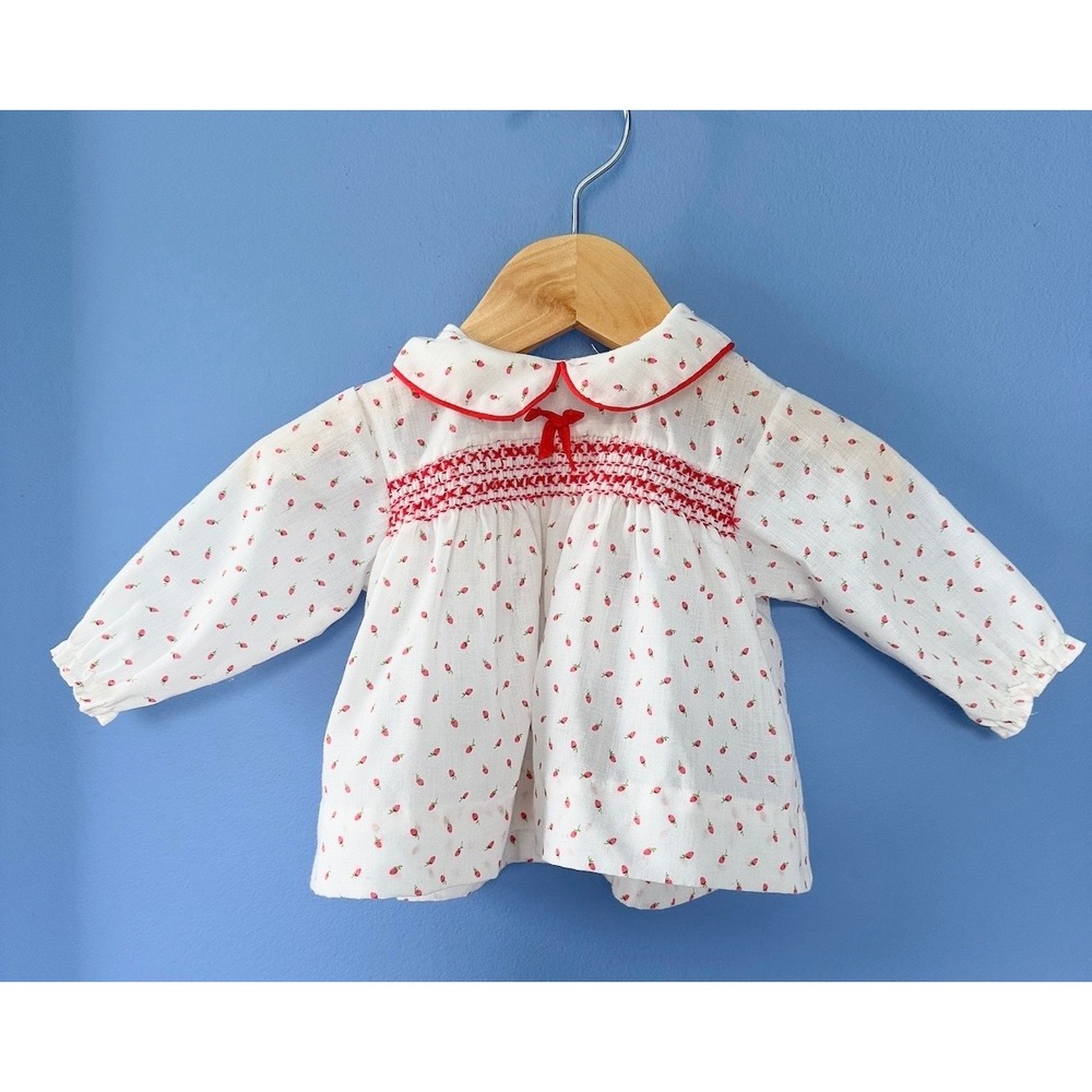 Vintage Alexis Baby Dress NB 0-13lbs Smocked Strawberry Peter Pan Collar USA